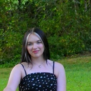 Meet your Posher, Olivia